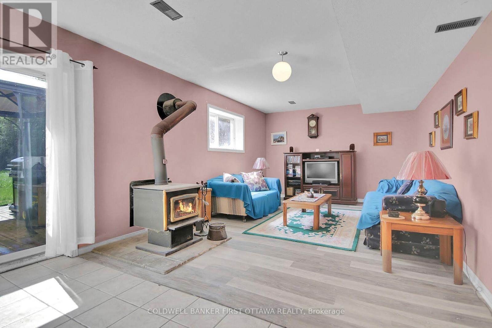 272 Muldoon Road, North Grenville, Ontario  K0G 1J0 - Photo 33 - X12176381