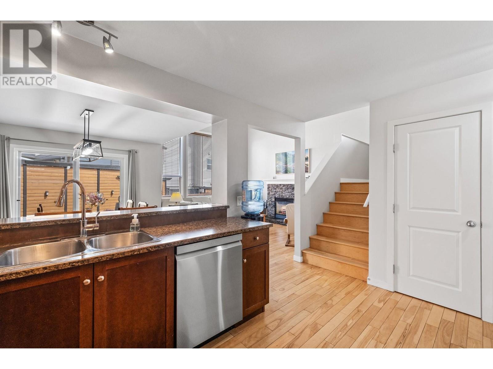 3501 Creekview Crescent, West Kelowna, BC V4T3C5