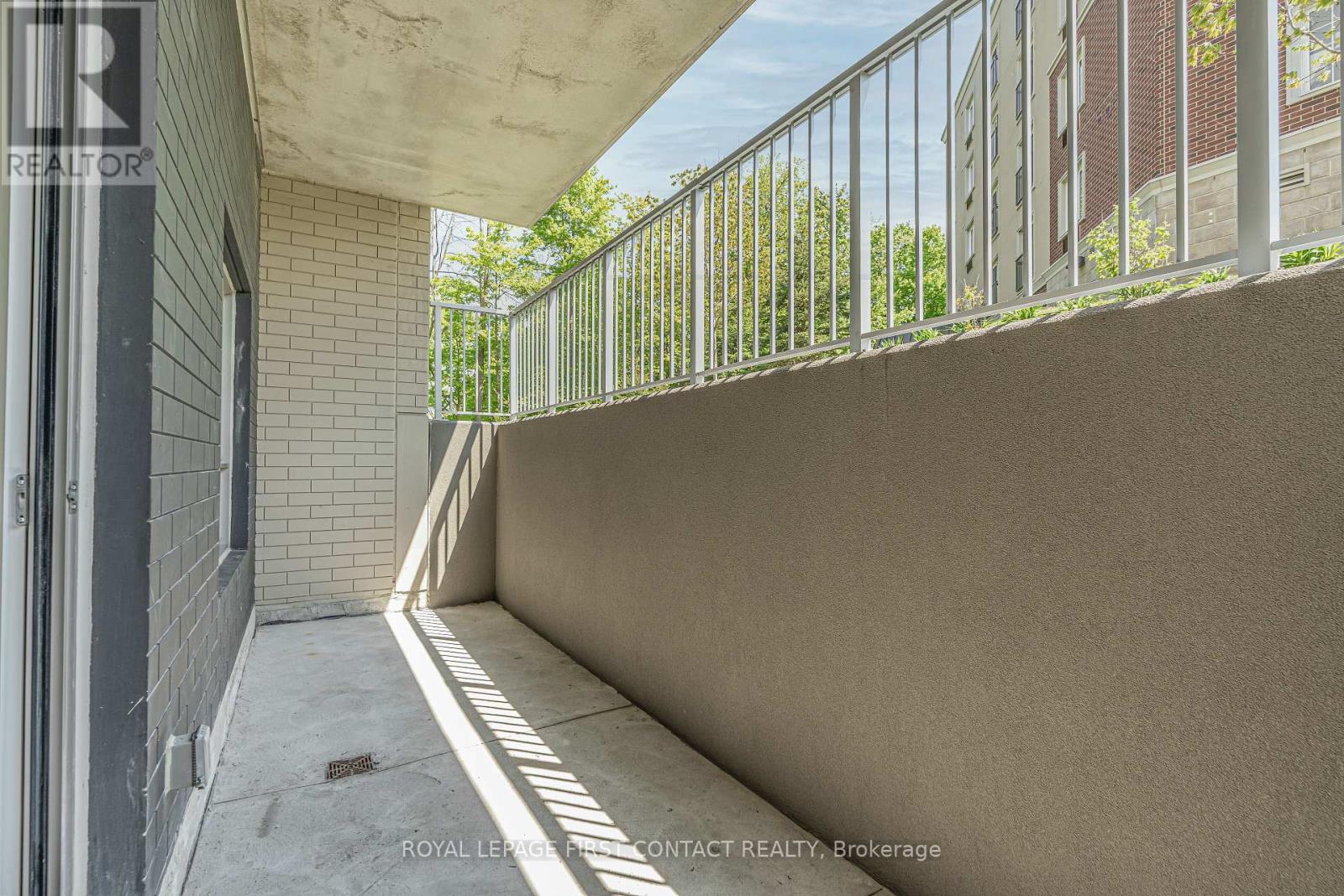 106 - 58 Lakeside Terrace, Barrie, Ontario  L4M 0H9 - Photo 14 - S12178575