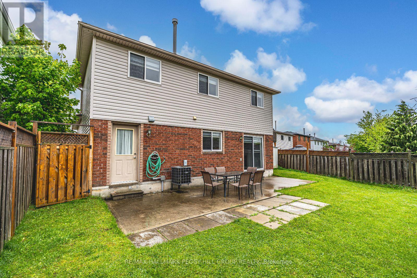 56 Rundle Crescent, Barrie, Ontario  L4N 8E6 - Photo 12 - S12178583