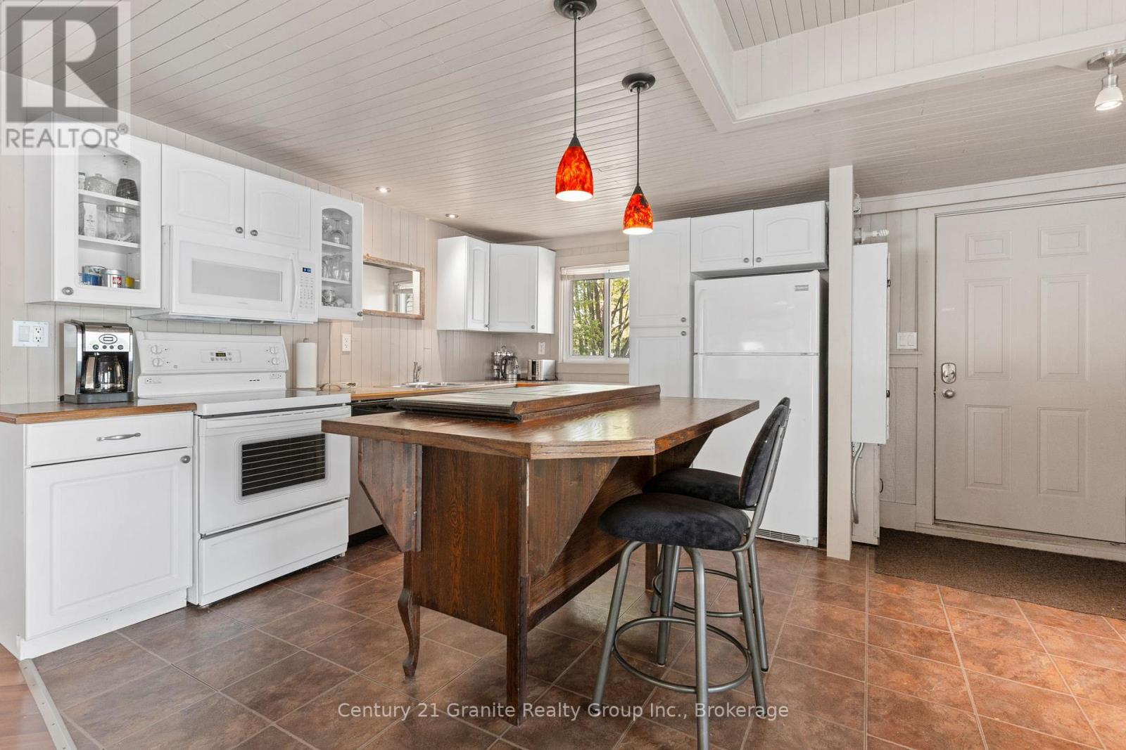 359 Avery Point Road, Kawartha Lakes, Ontario  L0K 1W0 - Photo 13 - X12178807