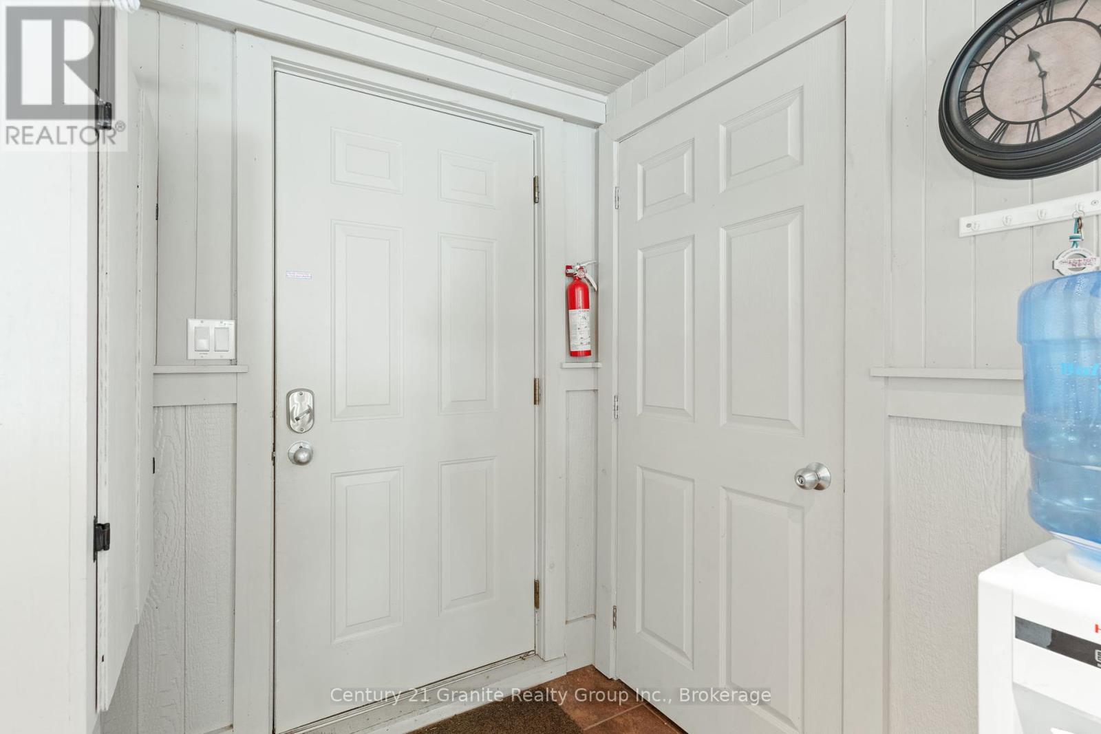 359 Avery Point Road, Kawartha Lakes, Ontario  L0K 1W0 - Photo 6 - X12178807