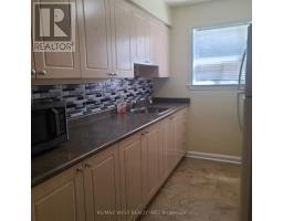 3576 DUFFERIN STREET, Toronto, Ontario