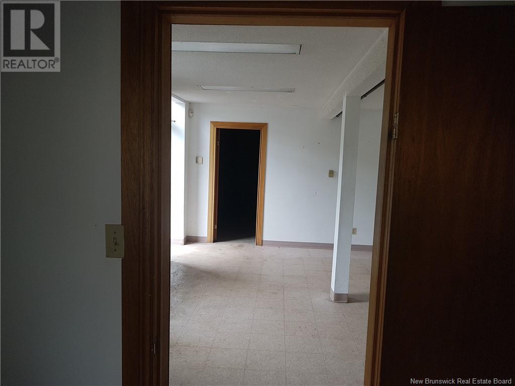 48 Hatheway Crescent Unit# 1, Saint John, New Brunswick  E2M 5V3 - Photo 5 - NB119508