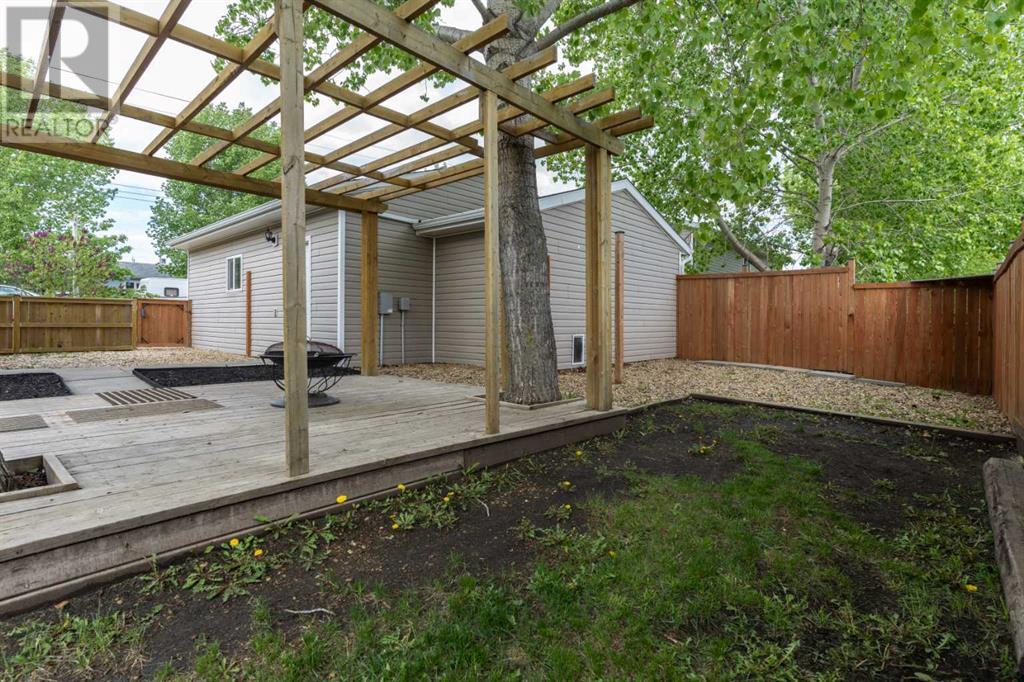 214 Railway Avenue, Rosalind, Alberta  T0B 3Y0 - Photo 33 - A2224490