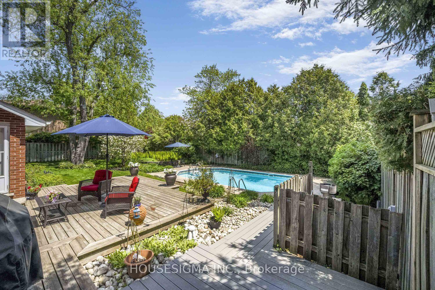 1150 Cynthia Lane, Oakville (Mo Morrison), Ontario  L6J 6A6 - Photo 36 - W12178545