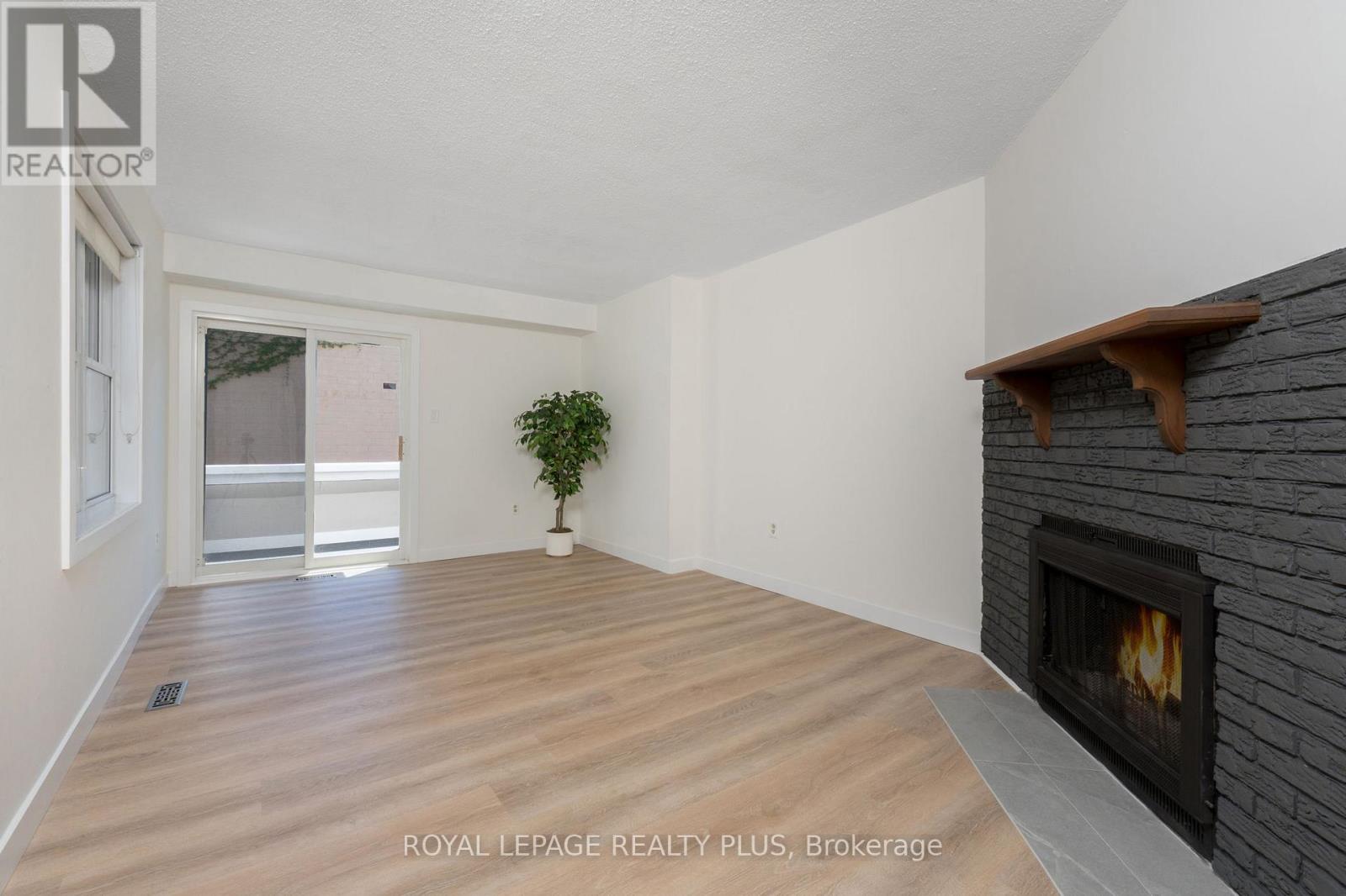 1206 Kos Boulevard, Mississauga, Ontario  L5J 4L7 - Photo 19 - W12178550