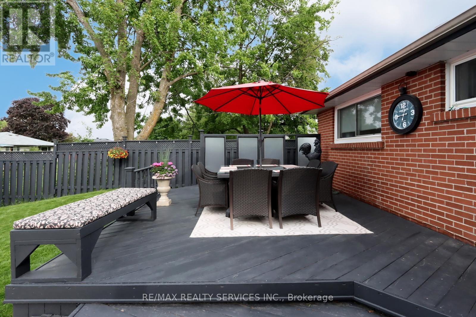 29 Dorchester Drive, Brampton, Ontario  L6T 3C8 - Photo 33 - W12178568