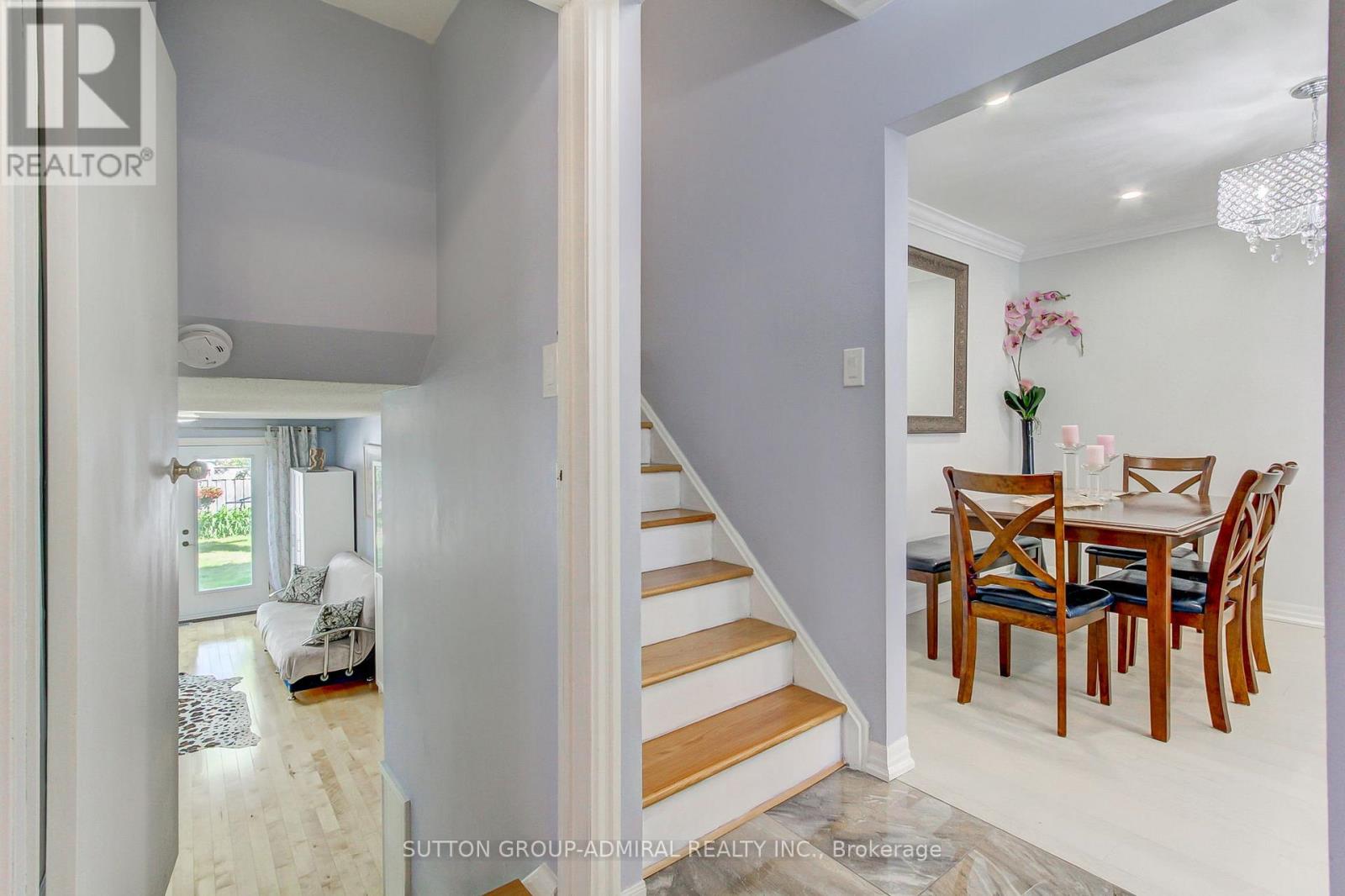 1559 Shale Oak Mews, Mississauga, Ontario  L4W 2M1 - Photo 16 - W12178590