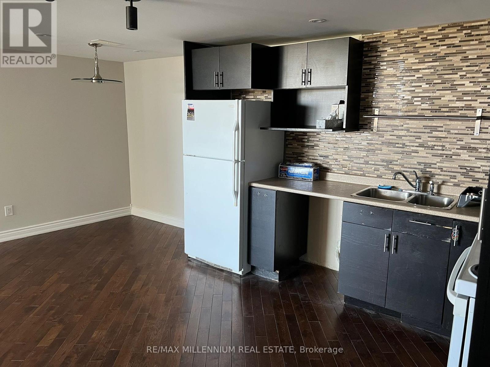 1603 - 330 Dixon Road, Toronto, Ontario  M9R 1S9 - Photo 2 - W12178600