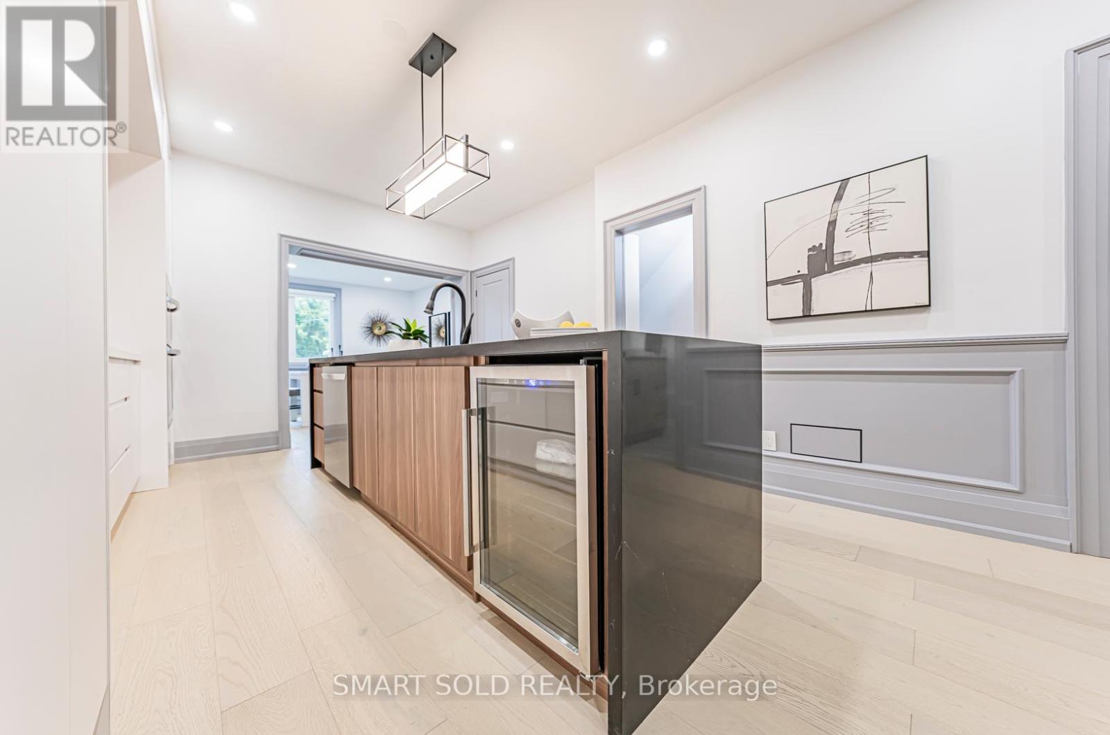 89 Concord Avenue, Toronto, Ontario  M6H 2P2 - Photo 15 - C12177645