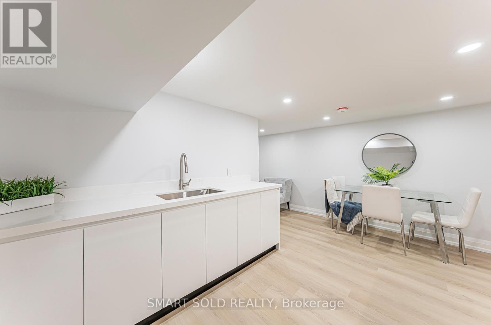 89 Concord Avenue, Toronto, Ontario  M6H 2P2 - Photo 46 - C12177645