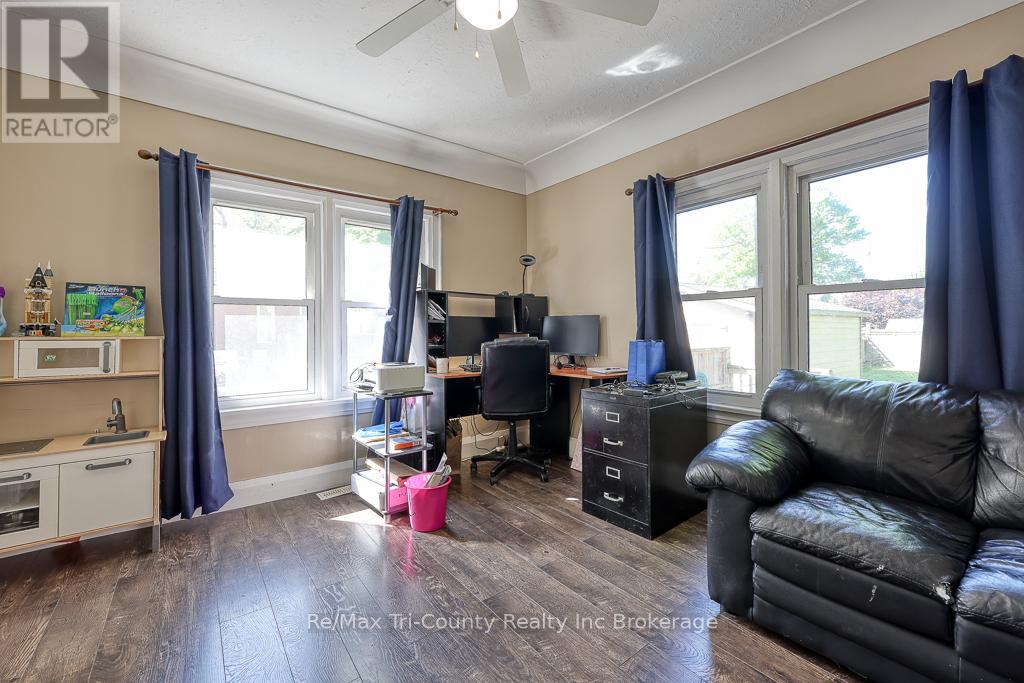 339 Broadway Street, Tillsonburg, Ontario  N4G 3S4 - Photo 21 - X12178780