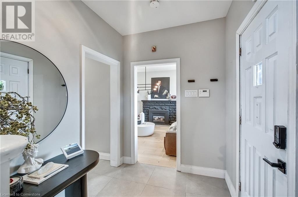 131 Alpine Avenue, Hamilton, Ontario  L9A 1A7 - Photo 7 - 40734575