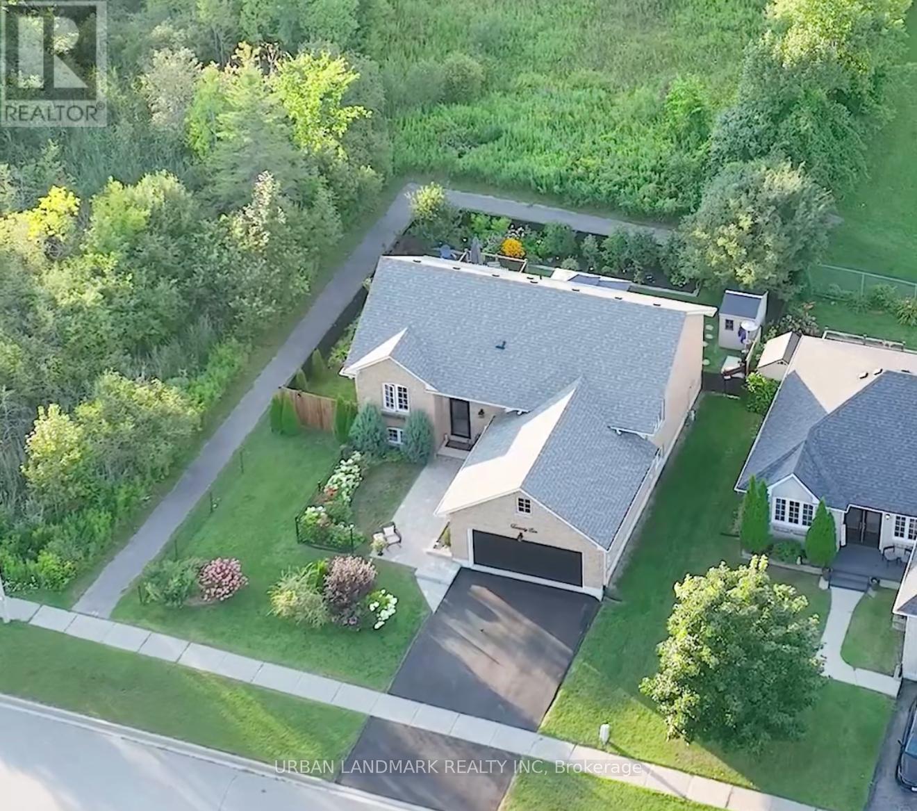 26 Brookside Street, Cavan Monaghan, Ontario  L0A 1G0 - Photo 2 - X12109327