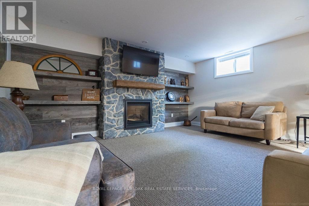 17 Beverlyglen Drive, Hamilton, Ontario  L0R 1T0 - Photo 27 - X12159430