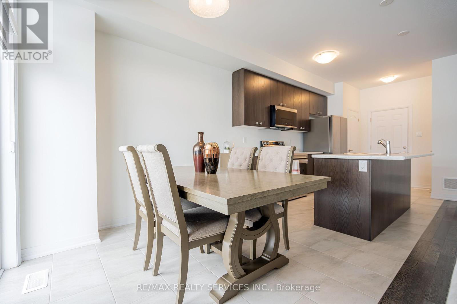 119 Brighton Lane, Thorold, Ontario  L2V 0N7 - Photo 16 - X12178601
