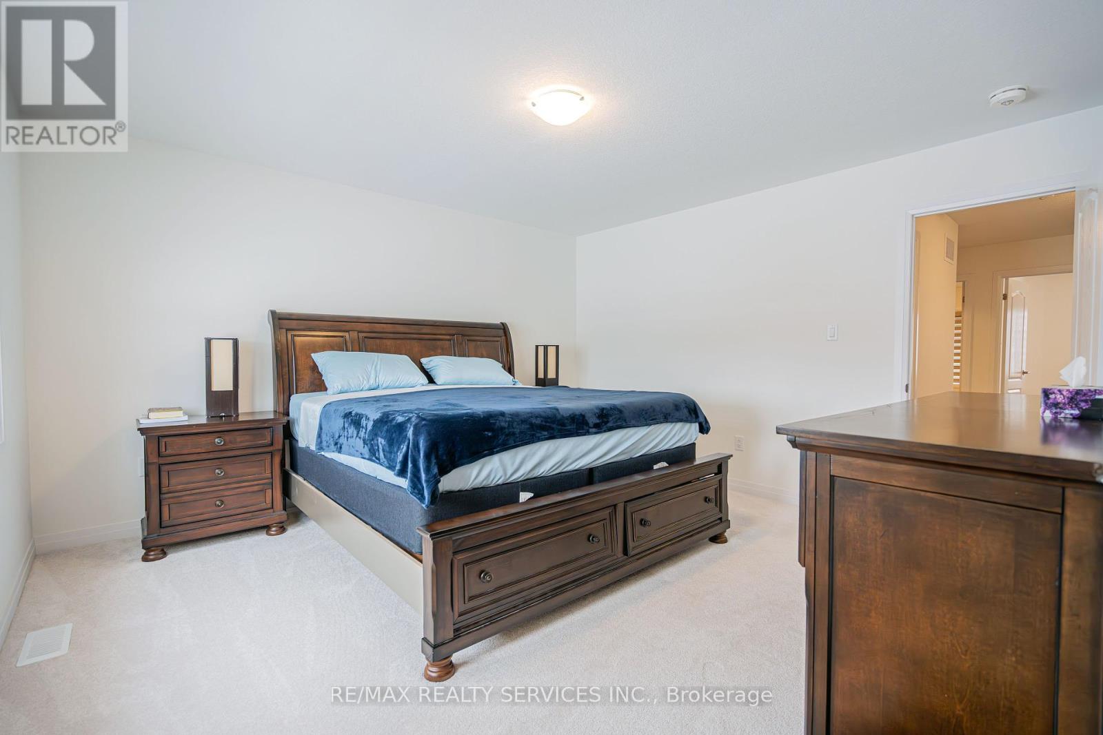 119 Brighton Lane, Thorold, Ontario  L2V 0N7 - Photo 21 - X12178601