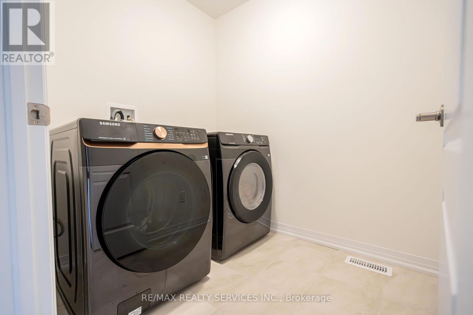 119 Brighton Lane, Thorold, Ontario  L2V 0N7 - Photo 30 - X12178601