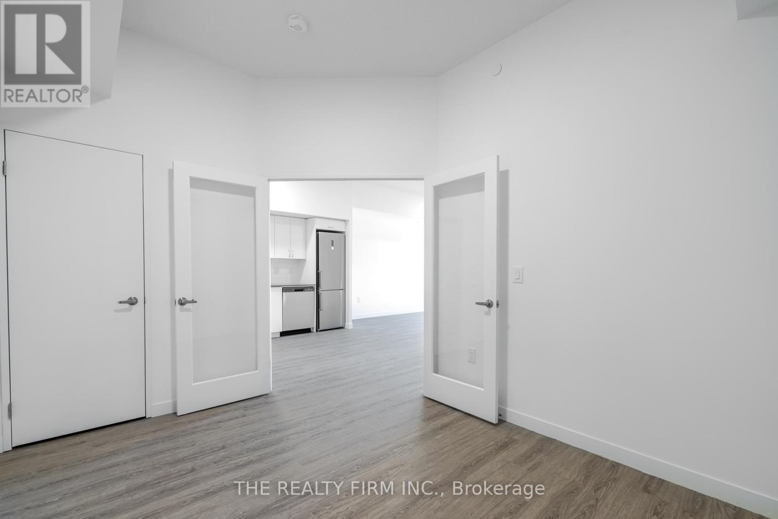 224 - 375 South Street, London East, Ontario  N6B 2M1 - Photo 6 - X12014336