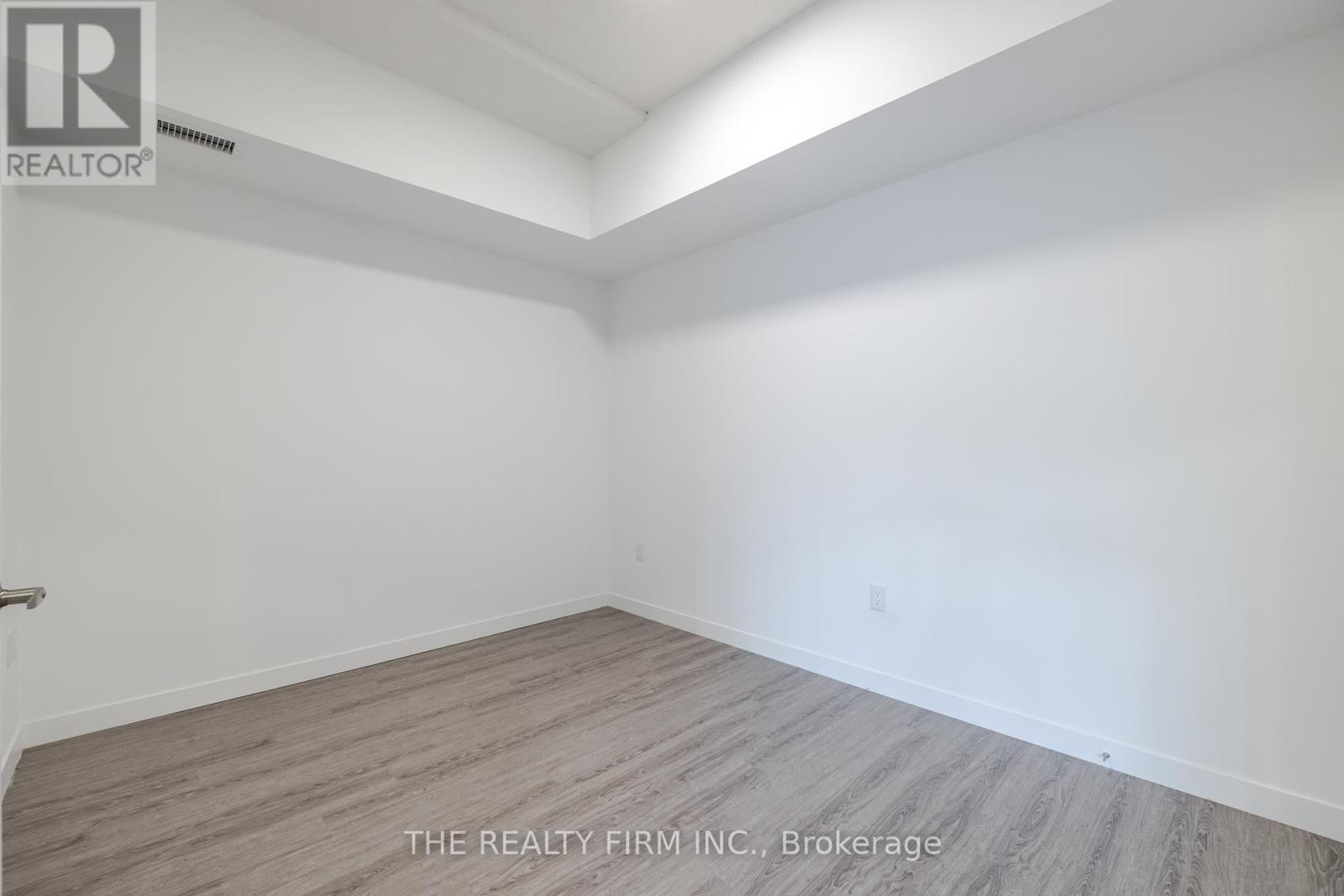 224 - 375 South Street, London East, Ontario  N6B 2M1 - Photo 7 - X12014336