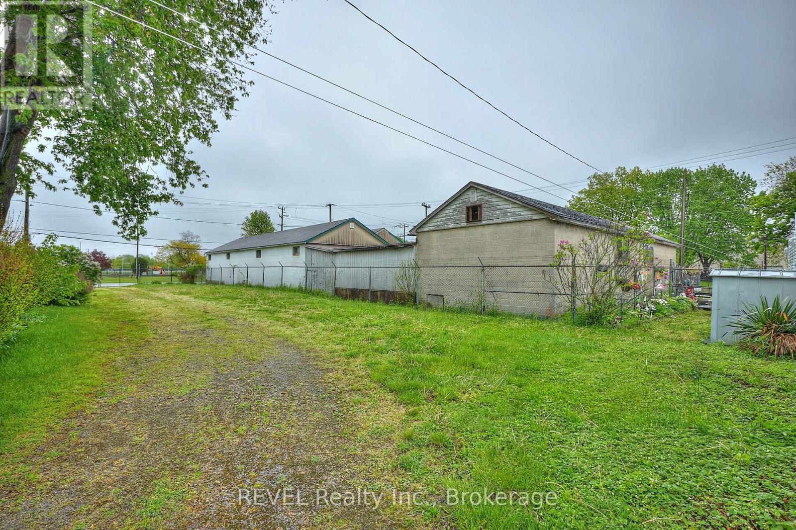 23 Amelia Street, Port Colborne, Ontario  L3K 2K8 - Photo 12 - X12176670