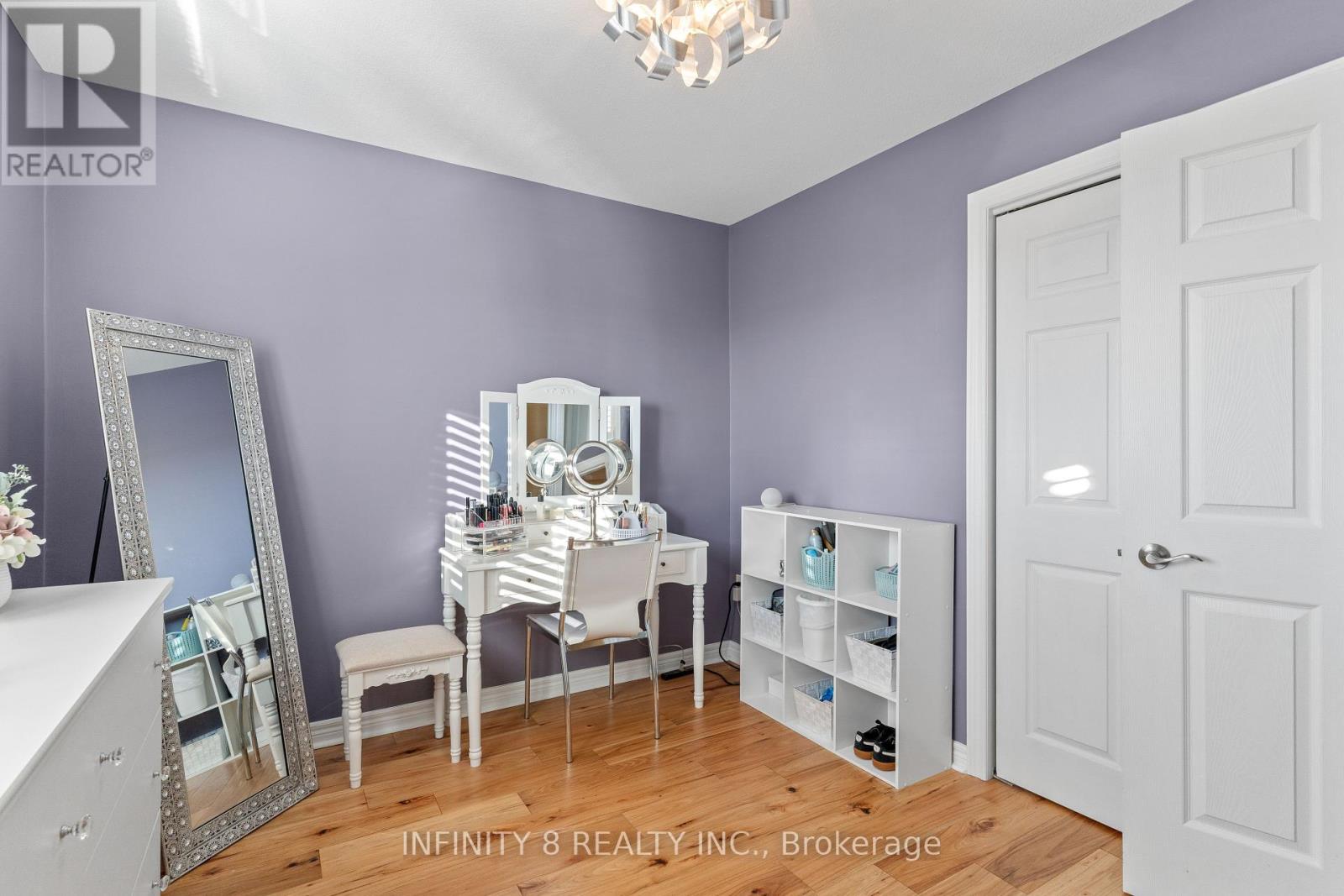 7745 Bishop Avenue, Niagara Falls (Mt. Carmel), Ontario  L2H 3G2 - Photo 23 - X12178820