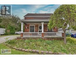 84 KING STREET, Lakeshore, Ontario