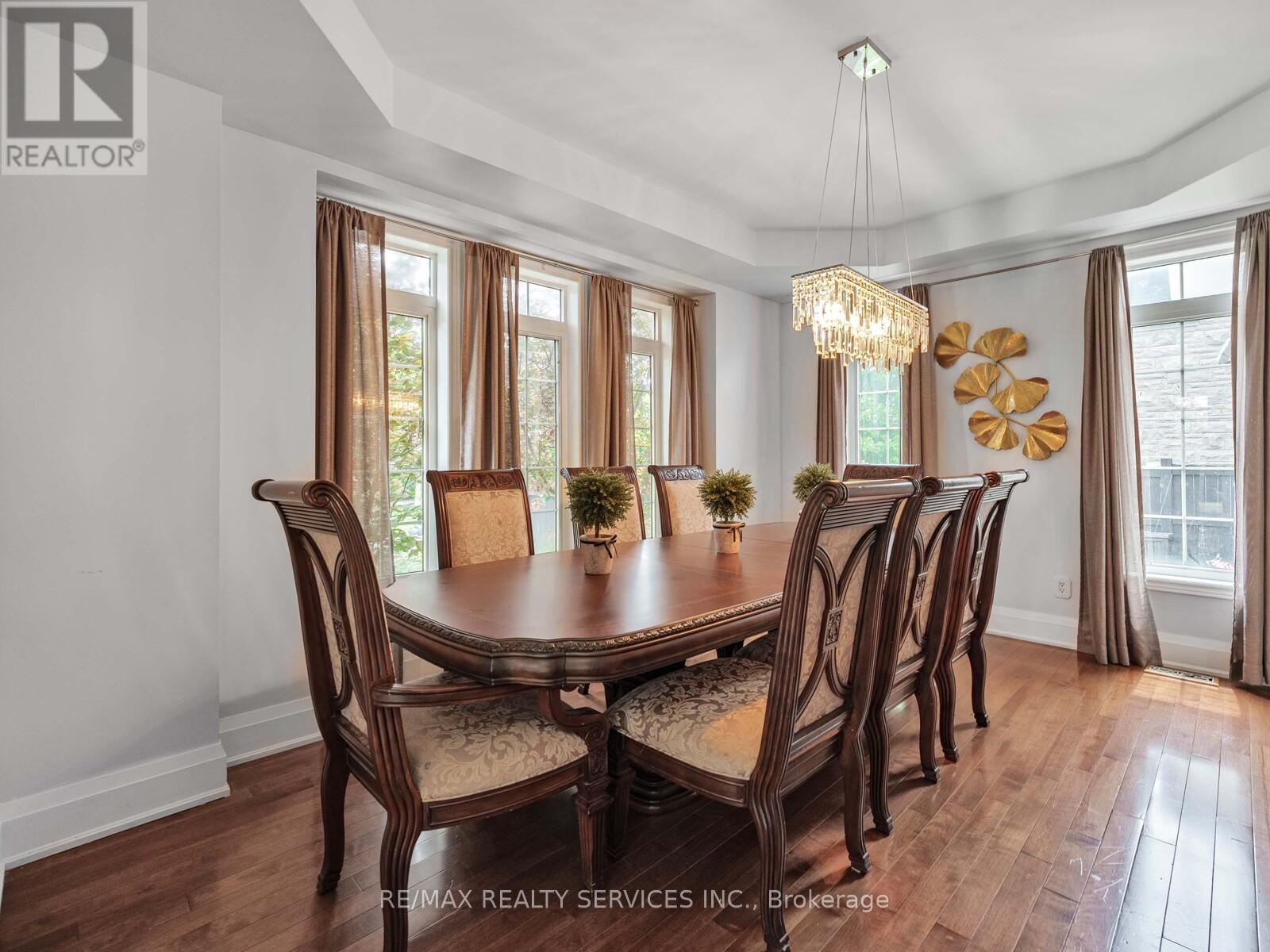 242 Milkweed Way, Oakville (Br Bronte), Ontario  L6L 0A6 - Photo 12 - W12173660