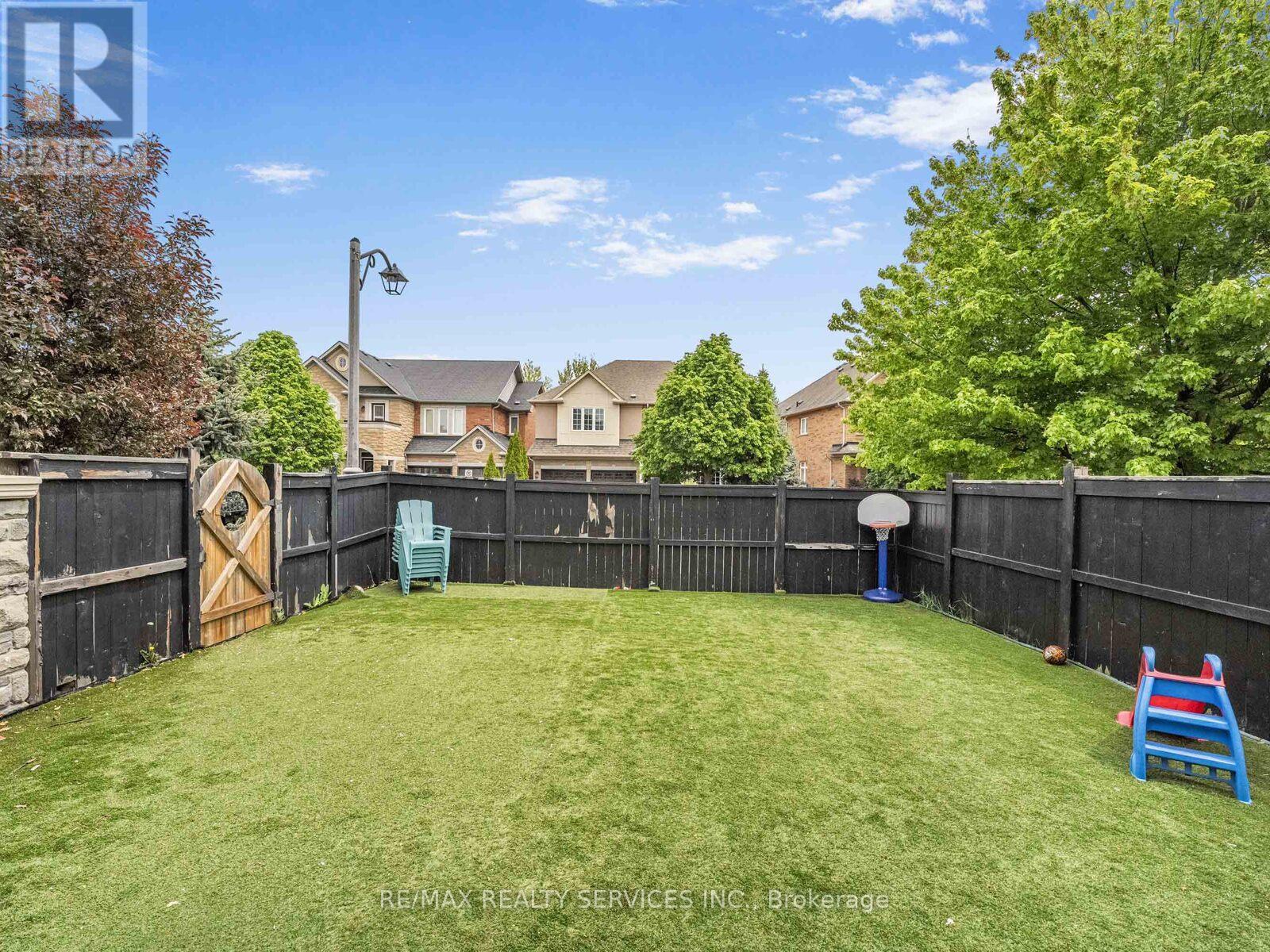 242 Milkweed Way, Oakville (Br Bronte), Ontario  L6L 0A6 - Photo 41 - W12173660