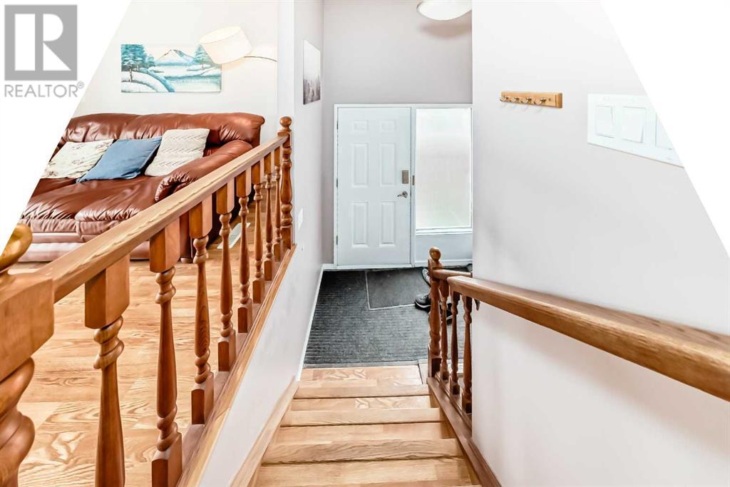 Property at 105 Berwick Drive NW image 4