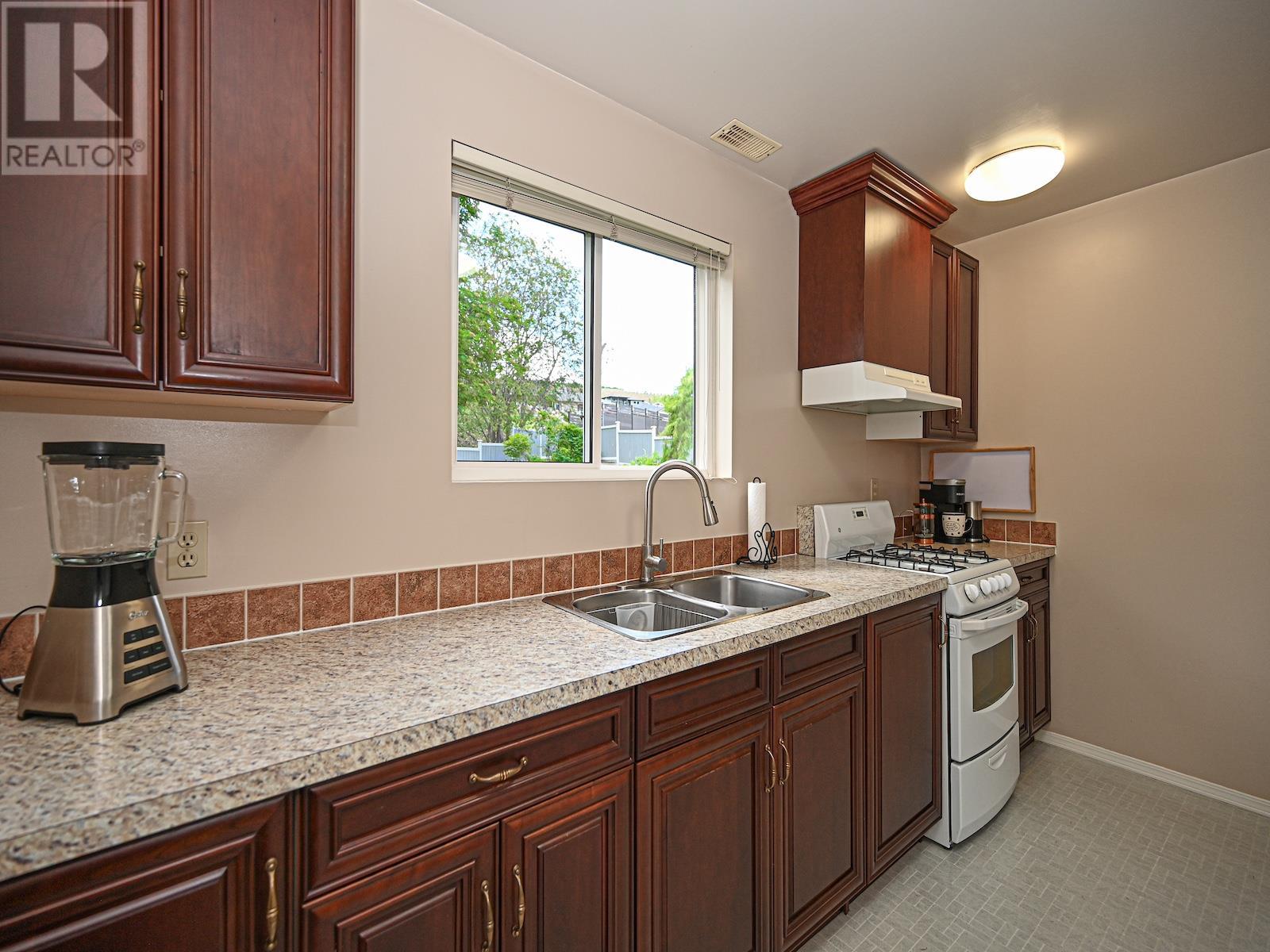 13525 Westkal Road, Coldstream, British Columbia  V1B 1Y7 - Photo 70 - 10349542