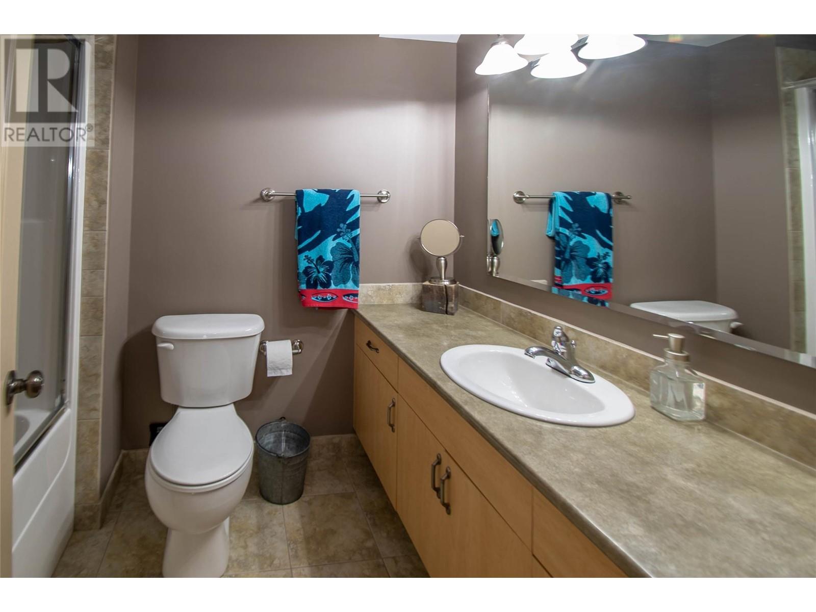 1377 Kendra Court, Kelowna, British Columbia  V1P 1P1 - Photo 52 - 10349282