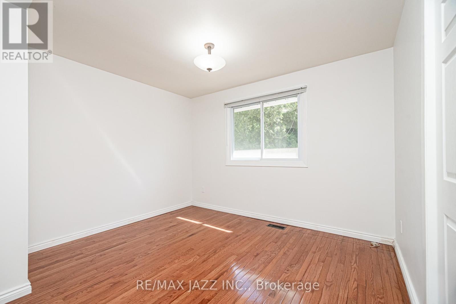 92 Marica Avenue, Oshawa (Centennial), Ontario  L1G 3G8 - Photo 15 - E12178893