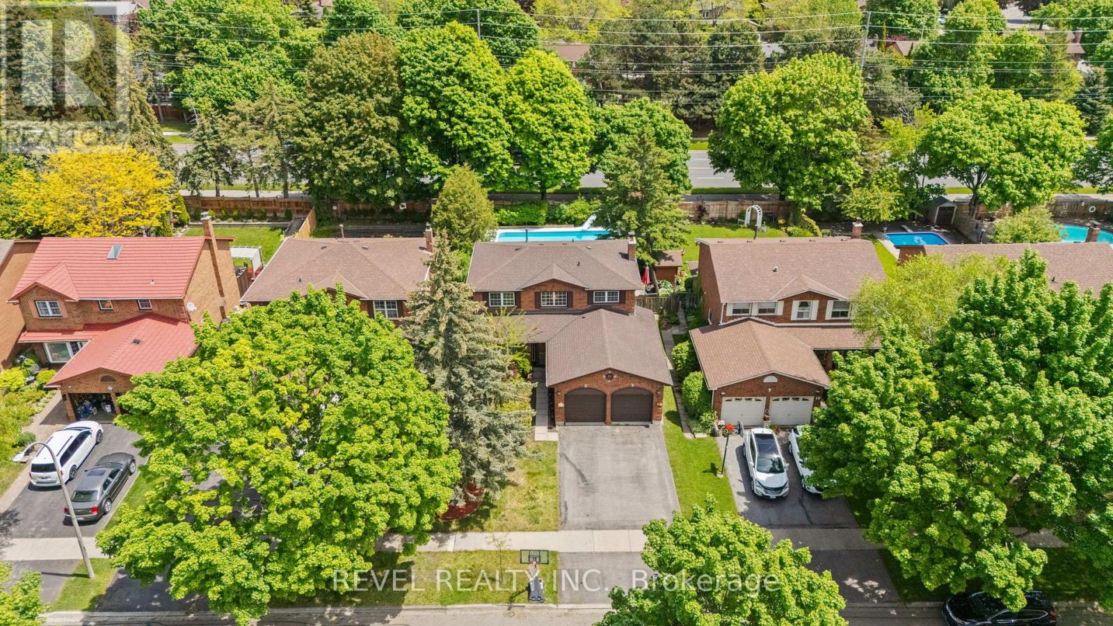 12 Robinson Crescent, Whitby, Ontario  L1N 6W5 - Photo 24 - E12178894