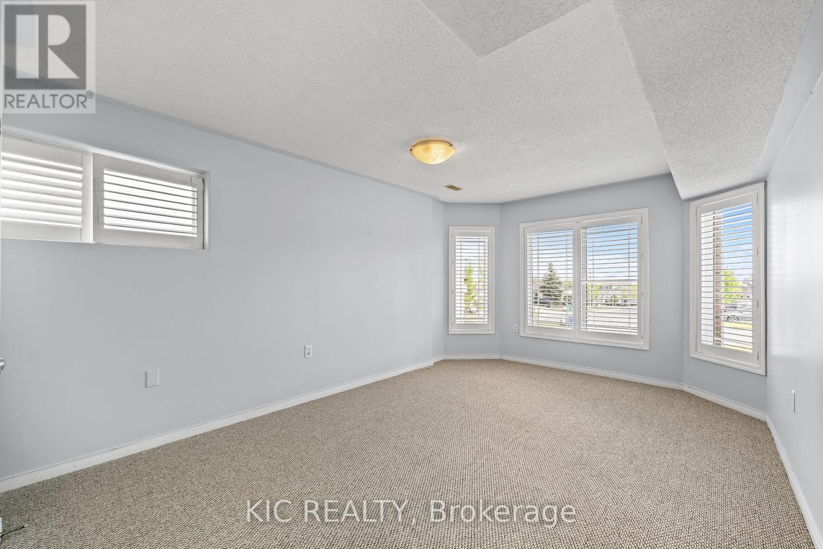 574 Clancy Crescent, Peterborough West, Ontario K9K 2S2 - Photo 36 - X12178886
