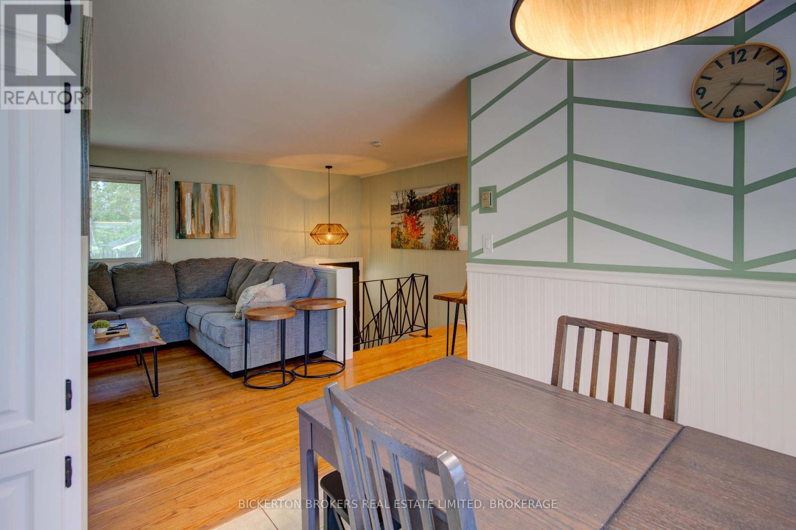360 First Avenue, Brockville, Ontario  K6V 3C1 - Photo 17 - X12178888
