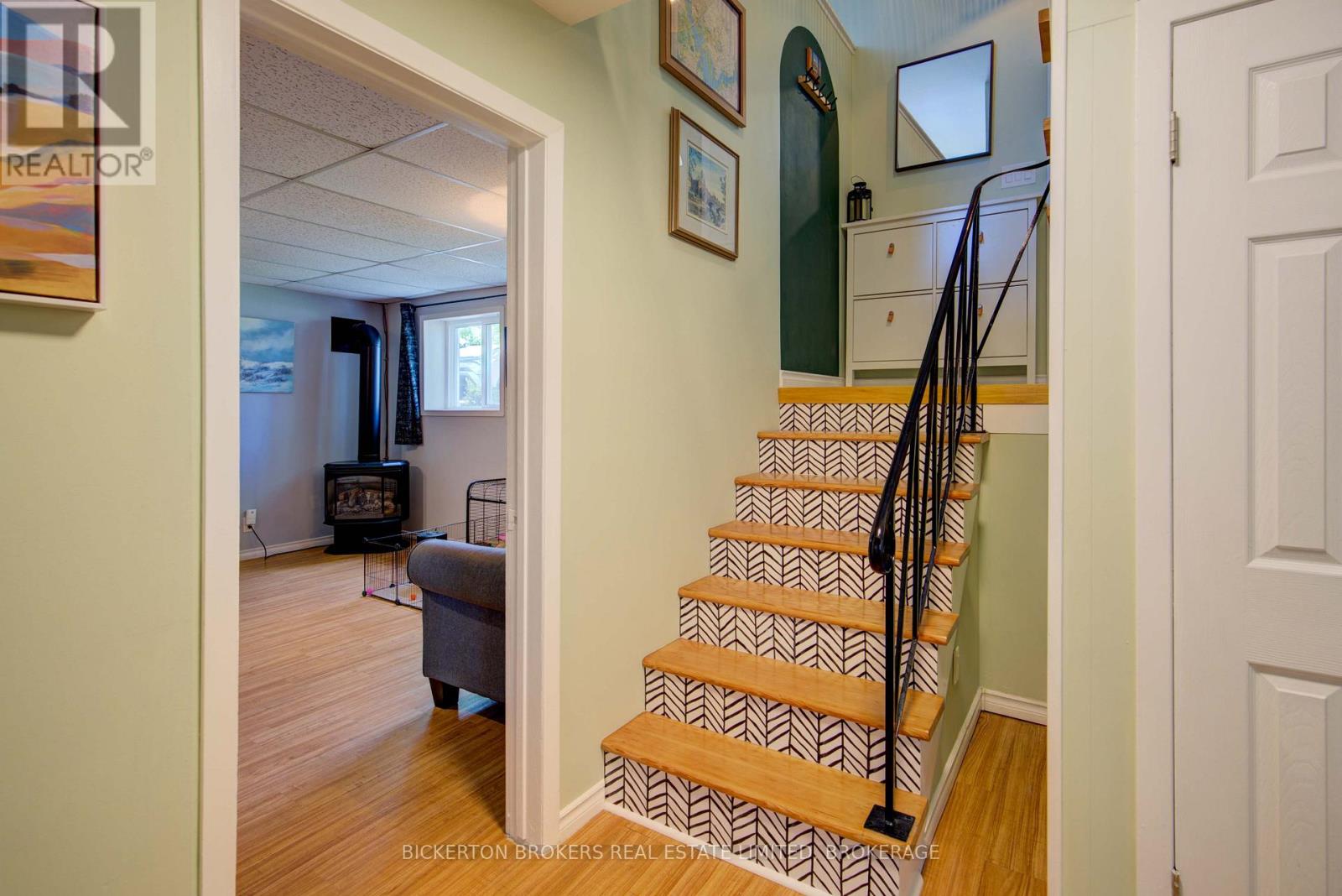 360 First Avenue, Brockville, Ontario  K6V 3C1 - Photo 35 - X12178888