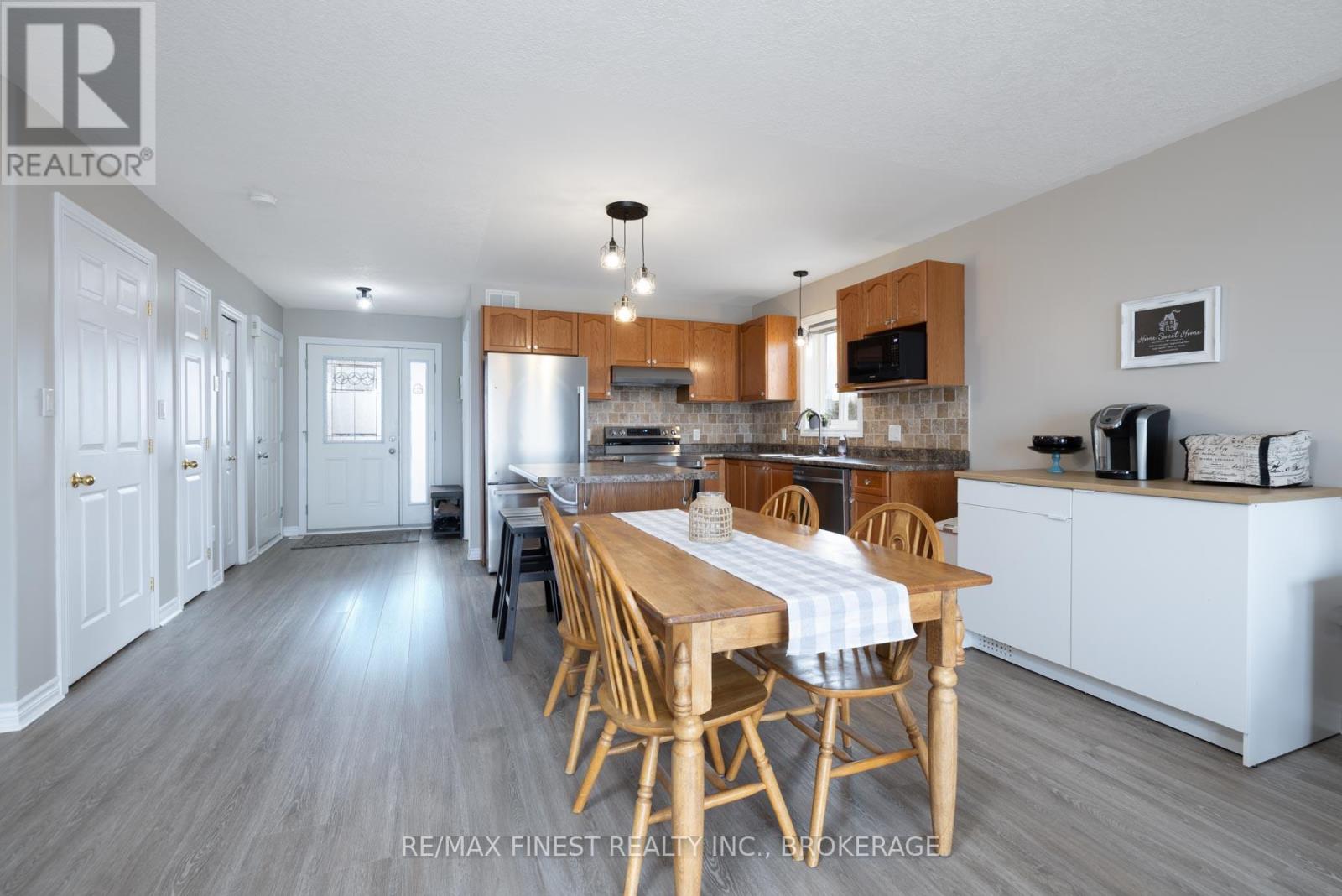 151 Macdougall Drive, Loyalist (Amherstview), Ontario  K7N 0A2 - Photo 10 - X12178899