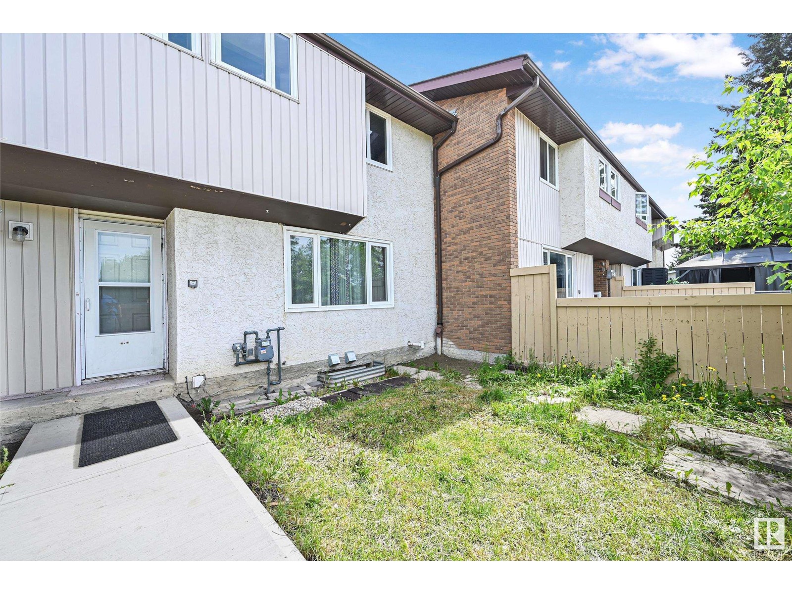 Property at #4 14105 82 ST NW image 1