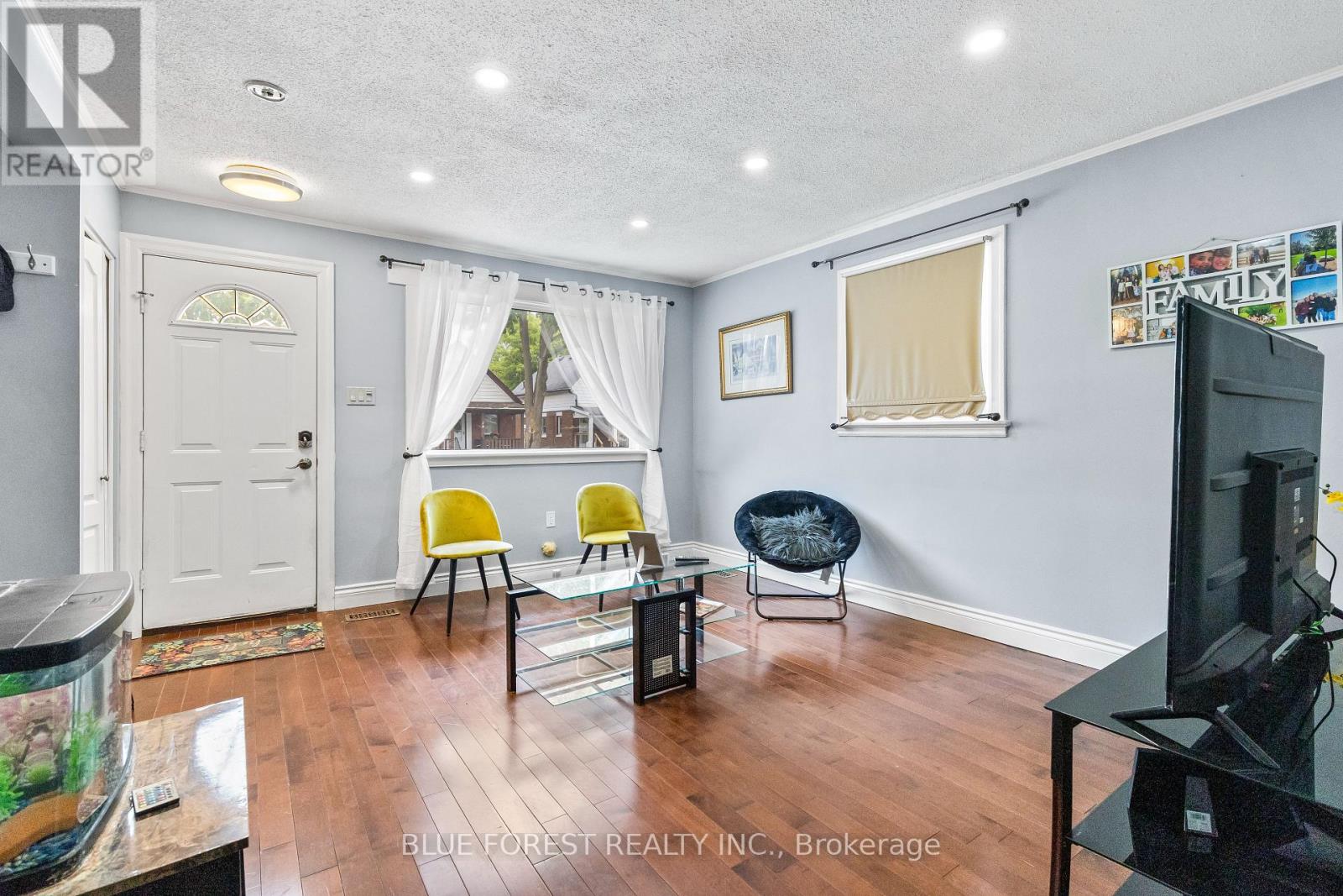 69 Connaught Avenue, London East, Ontario  N5Y 3A5 - Photo 16 - X12178852