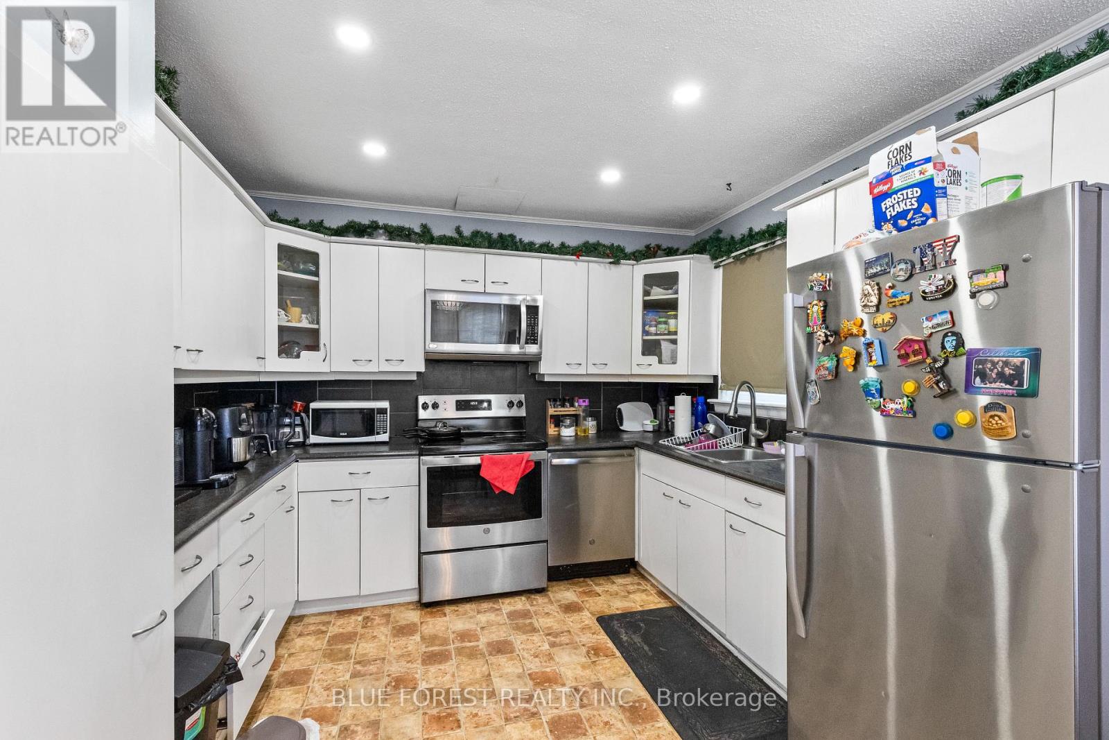 69 Connaught Avenue, London East, Ontario  N5Y 3A5 - Photo 17 - X12178852