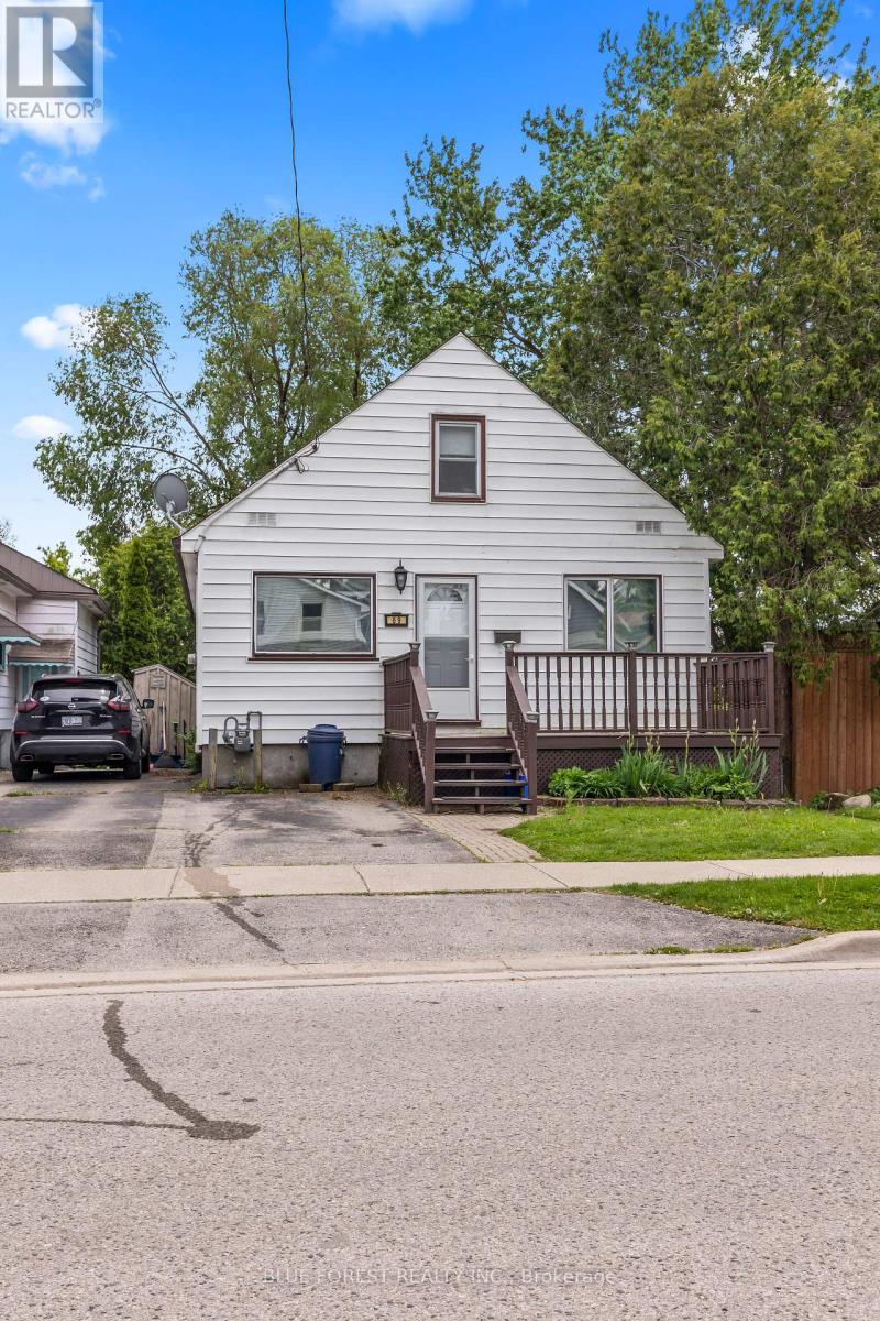 69 Connaught Avenue, London East, Ontario  N5Y 3A5 - Photo 2 - X12178852