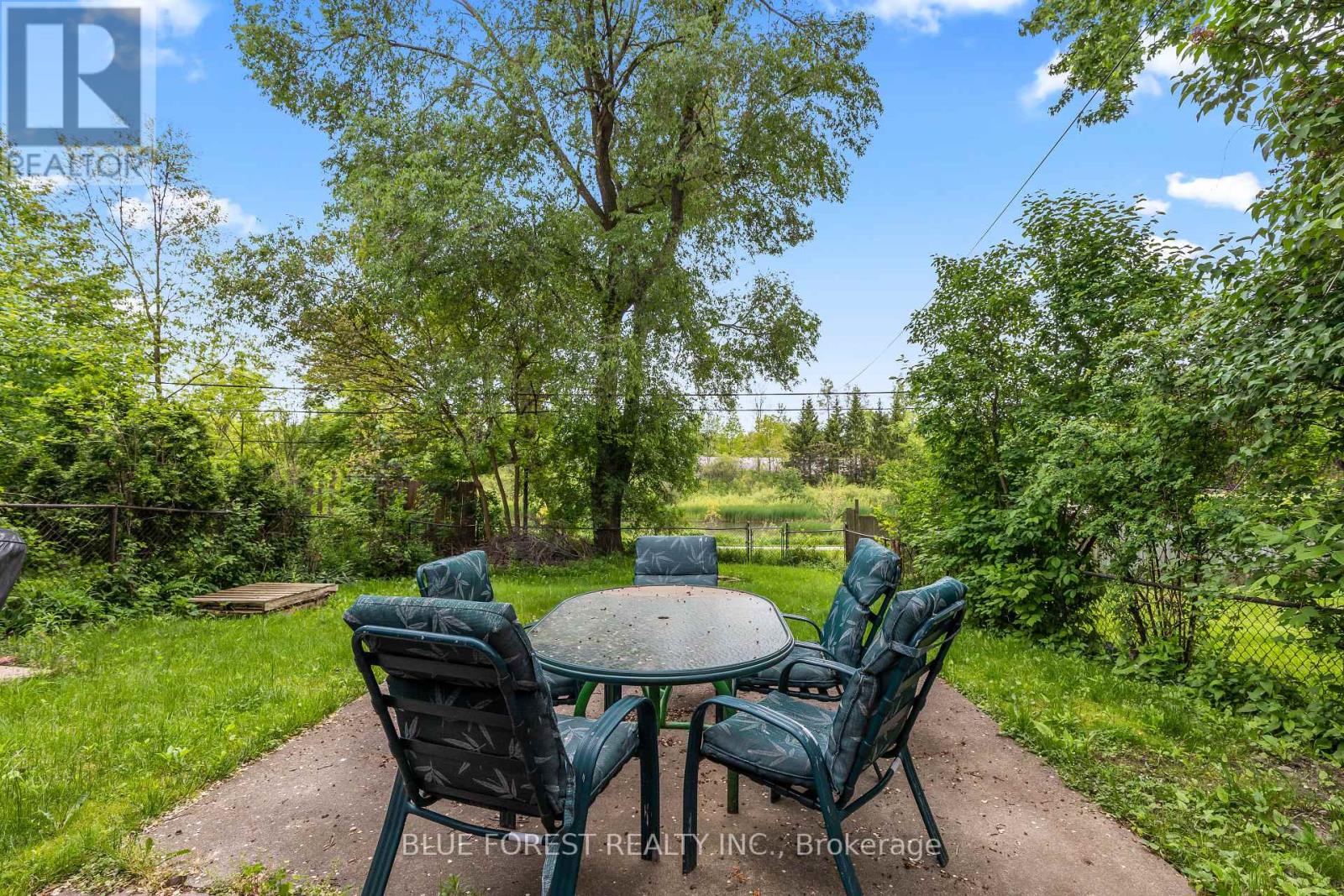 69 Connaught Avenue, London East, Ontario  N5Y 3A5 - Photo 31 - X12178852