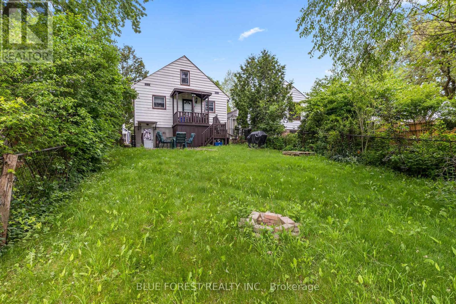 69 Connaught Avenue, London East, Ontario  N5Y 3A5 - Photo 32 - X12178852