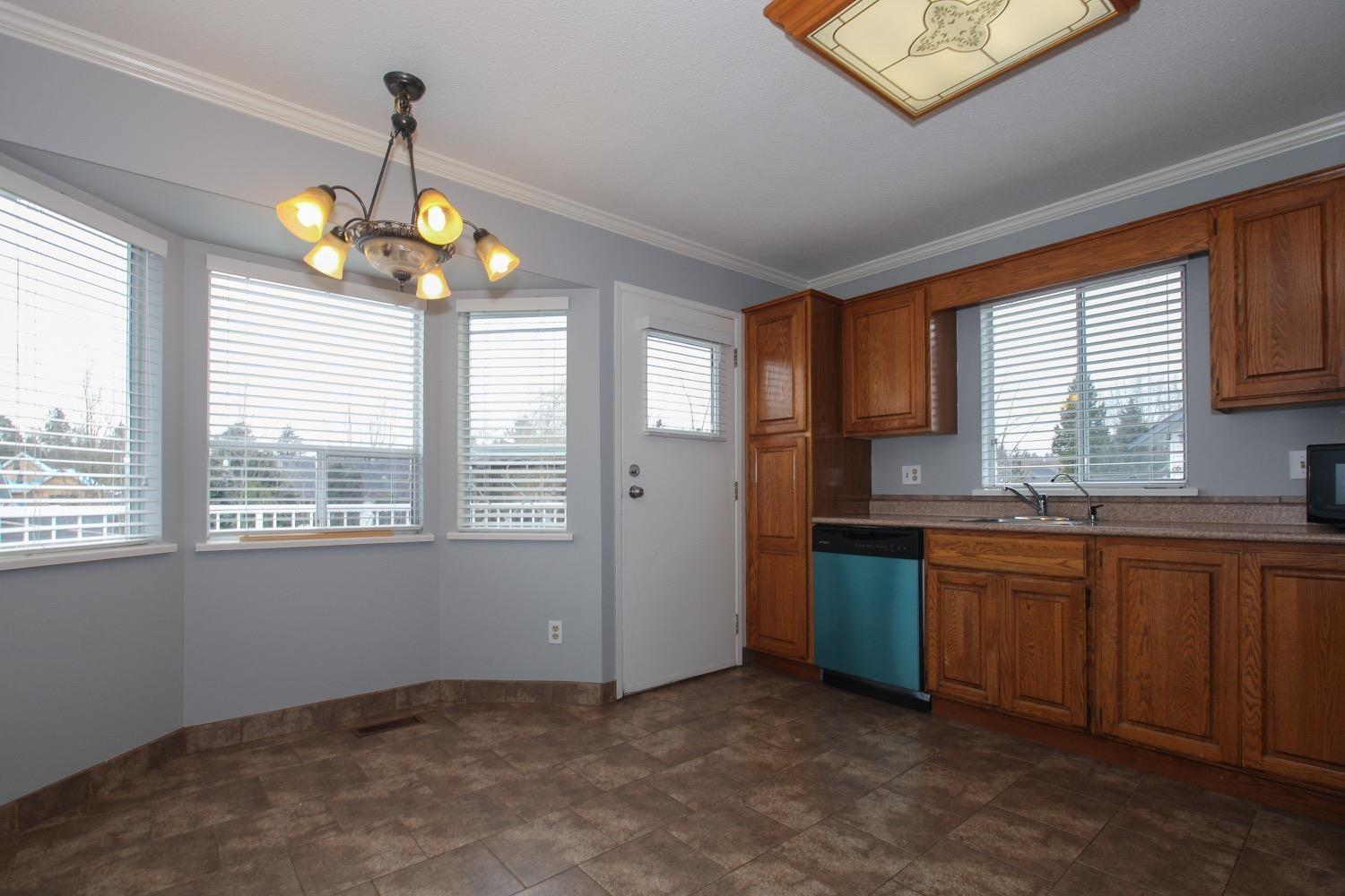 14134 67 Avenue, Surrey, British Columbia  V3W 9N7 - Photo 8 - R3003925