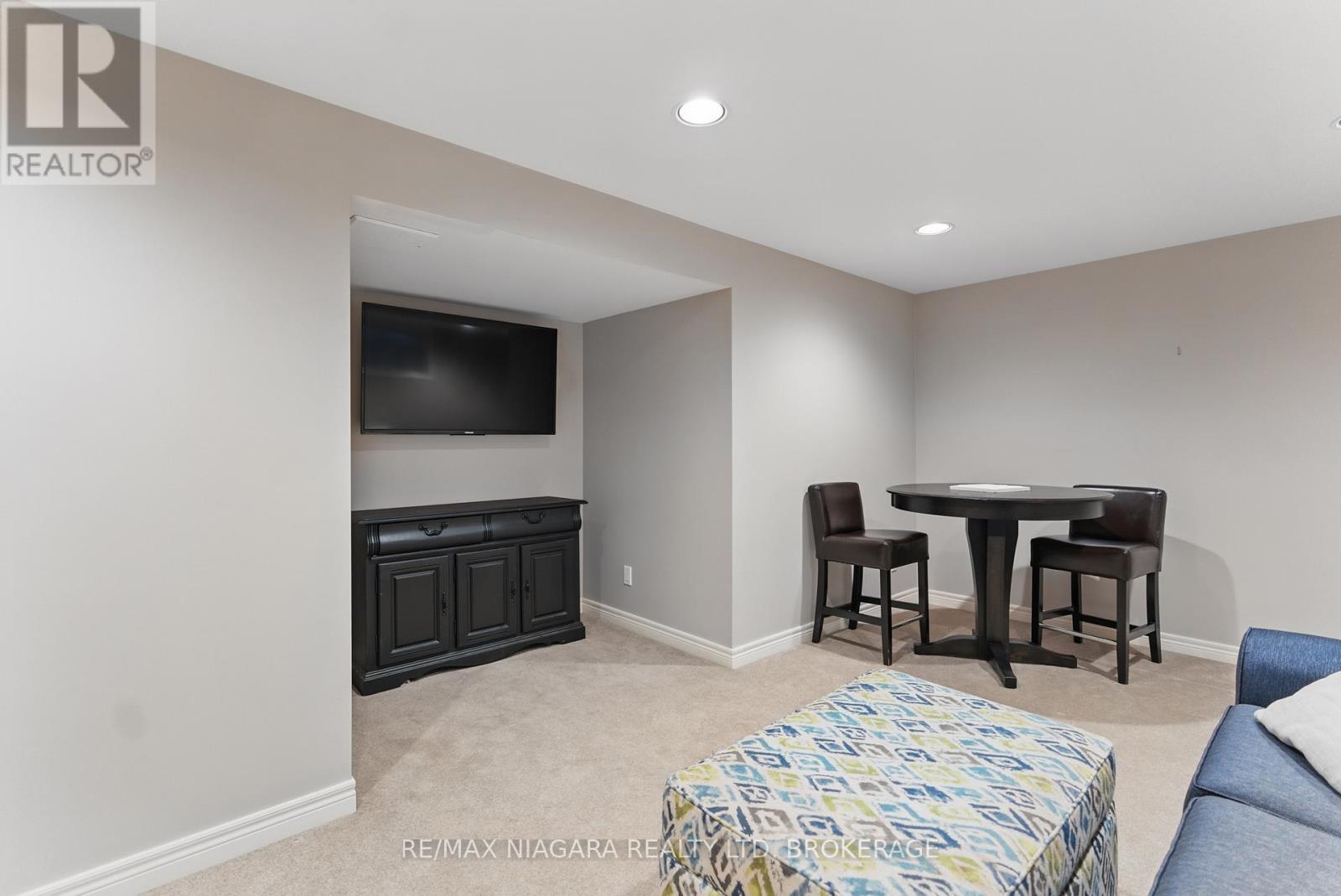 18 - 308 Queenston Street, St. Catharines (Oakdale), Ontario  L2P 2X4 - Photo 29 - X12178832