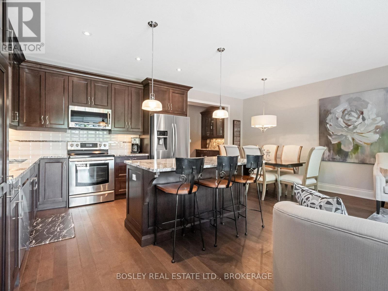 6855 Freeman Street, Niagara Falls, Ontario  L2E 5T8 - Photo 3 - X12178840