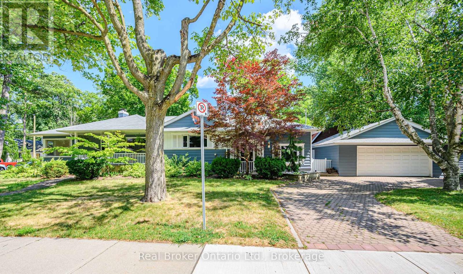 374 SPRUCE STREET, oakville (oo old oakville), Ontario