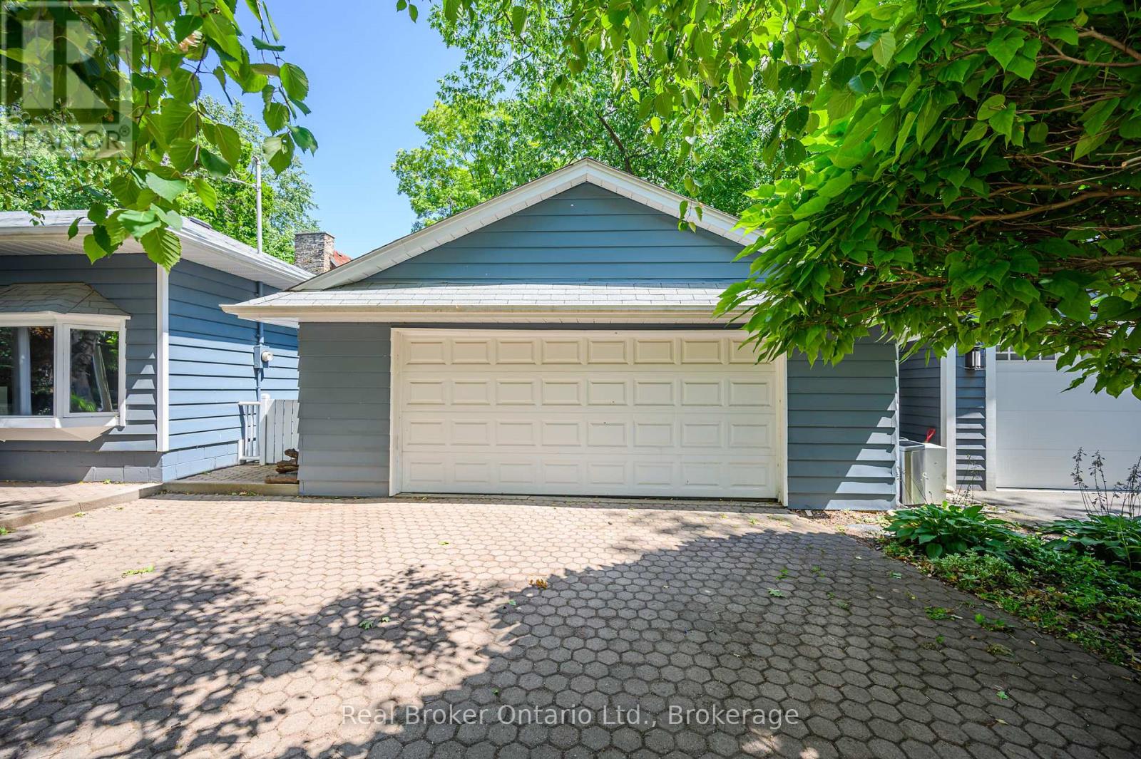 Property at 374 SPRUCE STREET image 5
